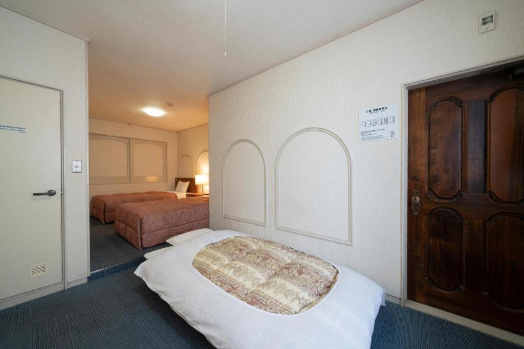 Royal Hotel Uohachi Тойота Экстерьер фото