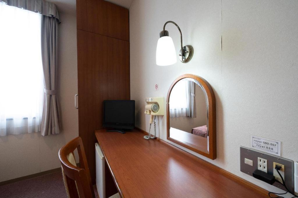 Royal Hotel Uohachi Тойота Экстерьер фото